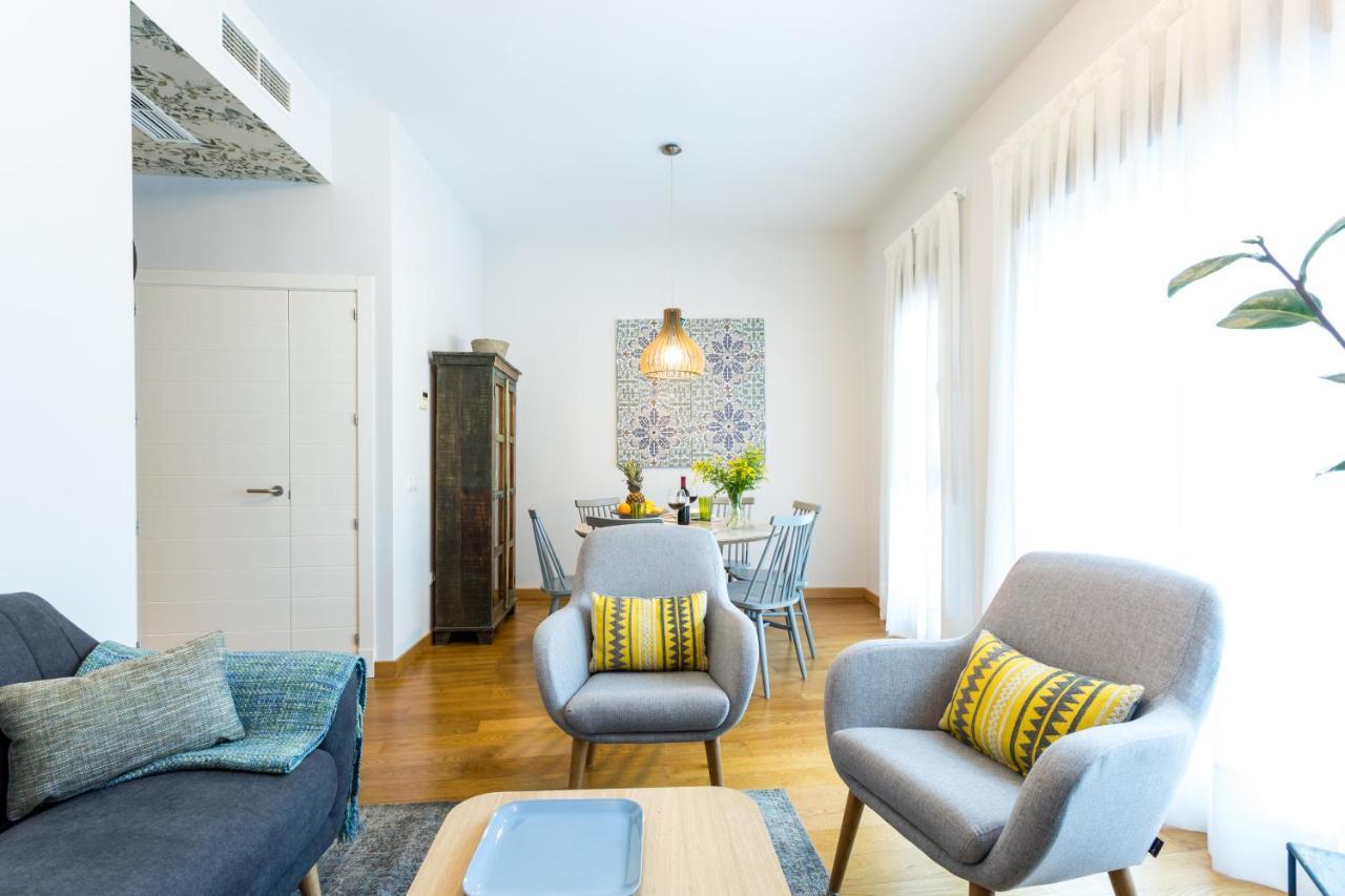 Apartamentos Rg Alameda De Hercules Севилья Экстерьер фото