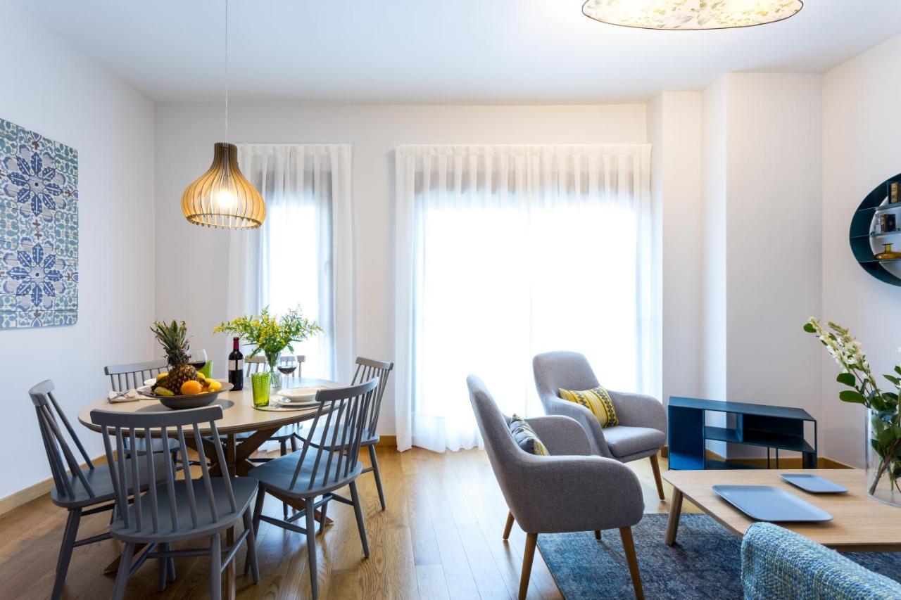 Apartamentos Rg Alameda De Hercules Севилья Экстерьер фото