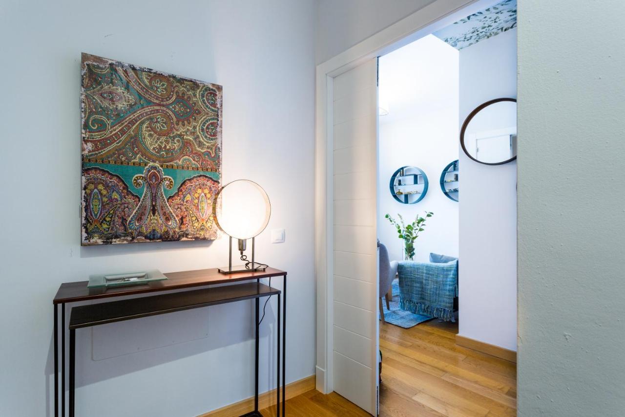 Apartamentos Rg Alameda De Hercules Севилья Экстерьер фото